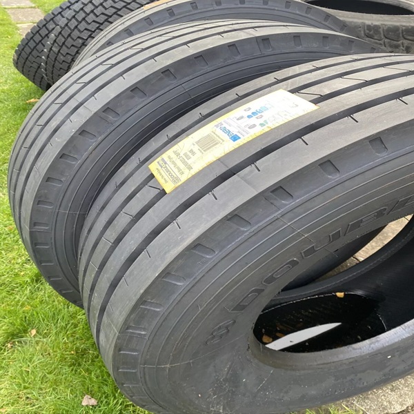 385.65.22.5 Truck Tires for sale